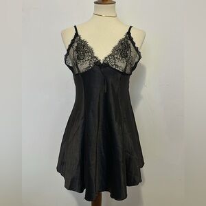 Elegant Lace Chemise
